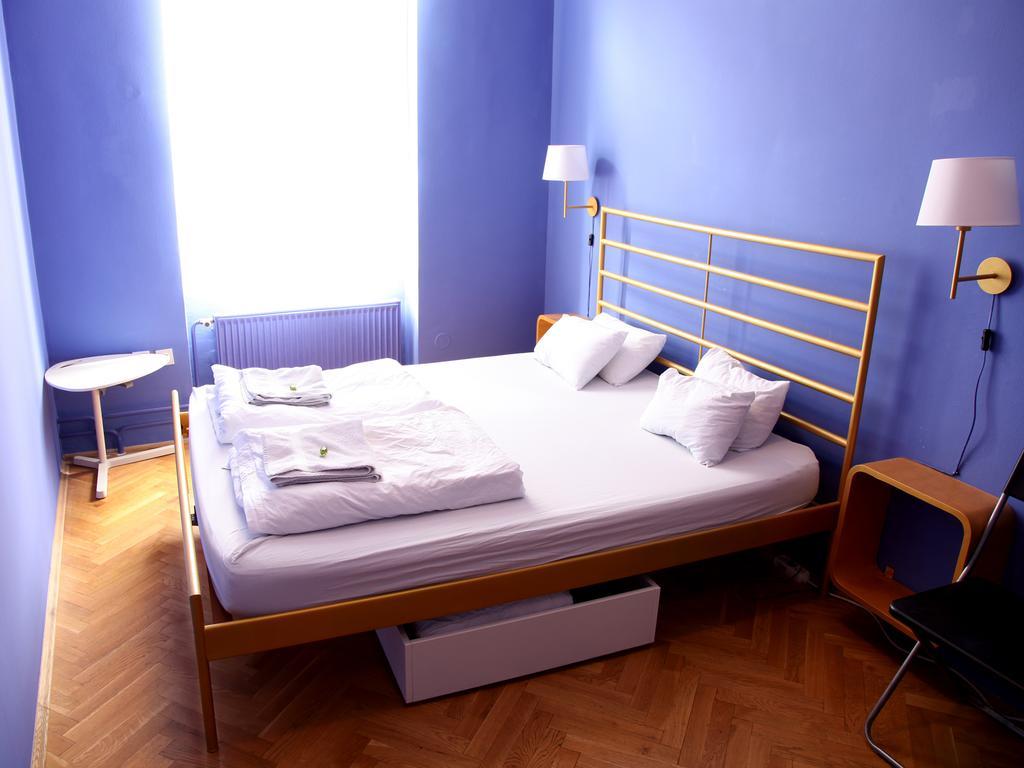 Hostel Zeppelin Ljubljana Szoba fotó